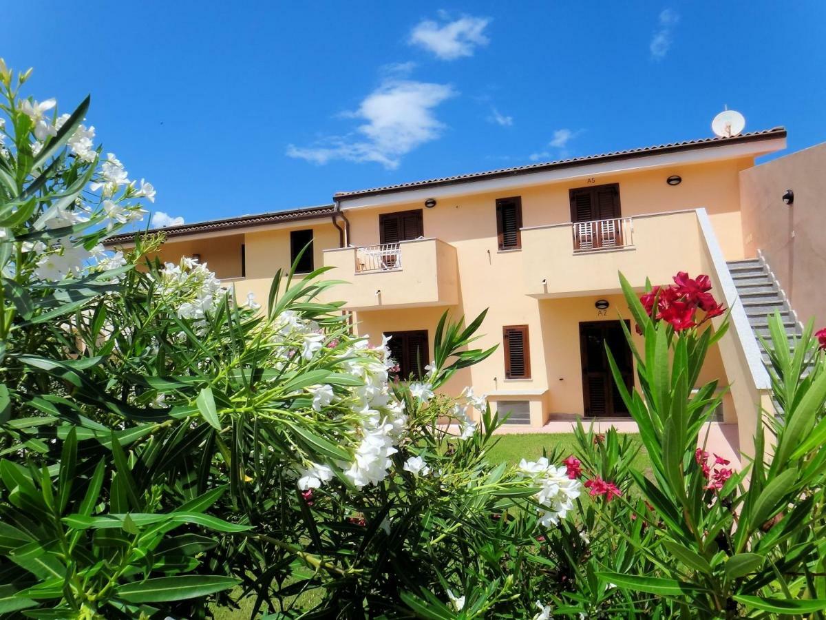 Sa Fiorida Appartamenti Valledoria  Exterior photo